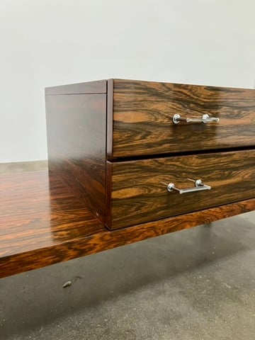 Petite enfilade en placage palissandre
