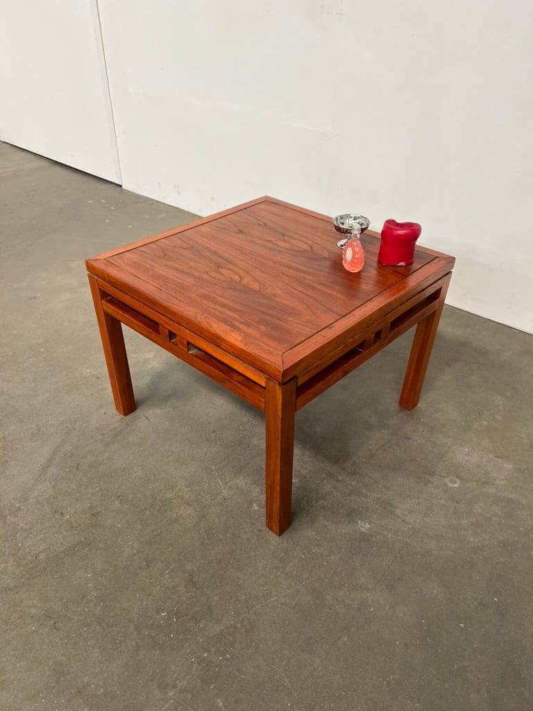 Table basse scandinave en teck 60 cm – table vintage années 60