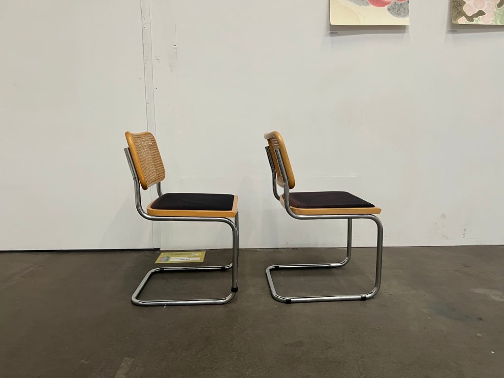 Lot de 8 chaises B32 authentiques – Marcel Breuer