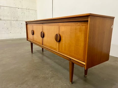 Grande enfilade vintage en teck – buffet scandinave années 60