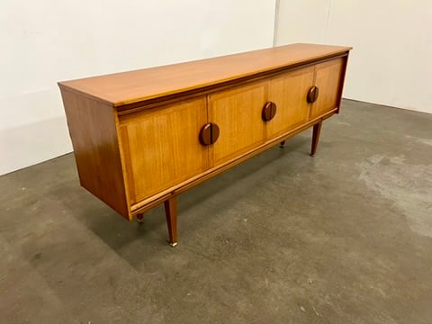 Grande enfilade vintage en teck – buffet scandinave années 60