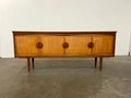 Grande enfilade vintage en teck – buffet scandinave années 60