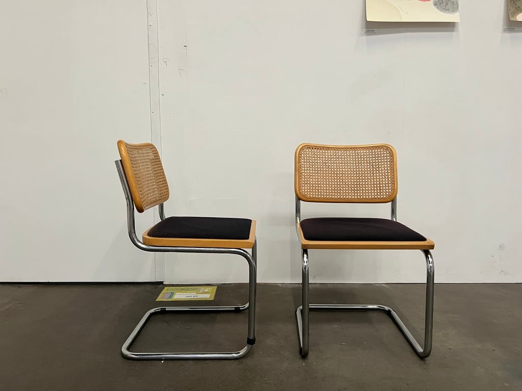 Lot de 8 chaises B32 authentiques – Marcel Breuer