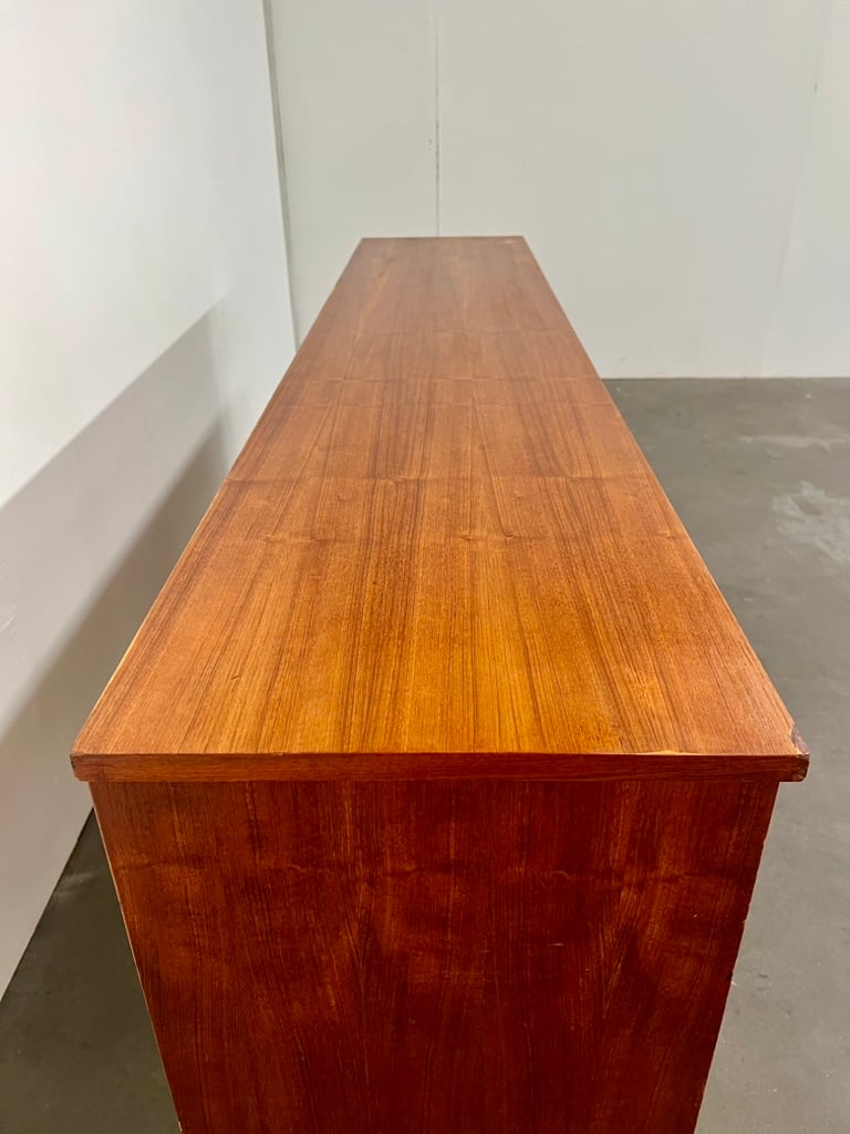 Enfilade en placage de teck – Années 60