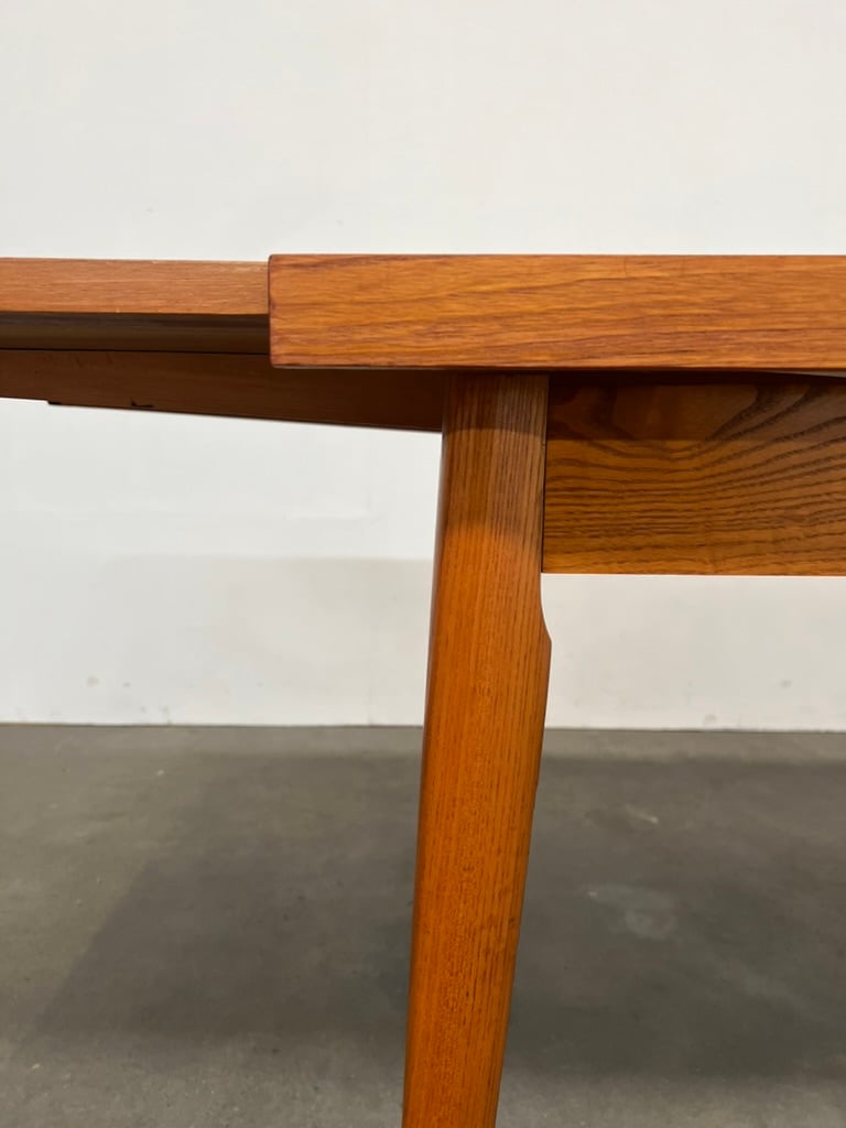 Table extensible en teck vintage – table scandinave années 60 avec rallonges