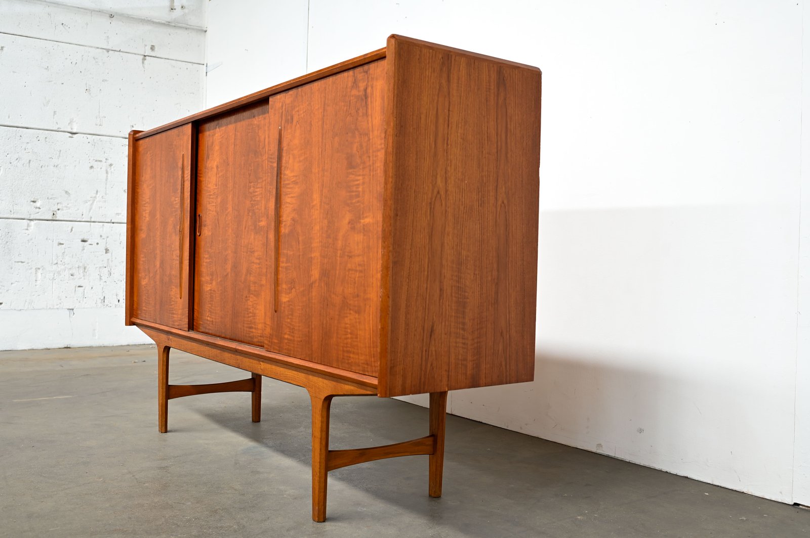 Enfilade danoise en teck – buffet scandinave vintage 180 cm portes coulissantes