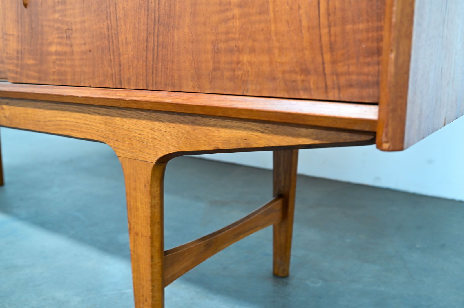 Enfilade danoise en teck – buffet scandinave vintage 180 cm portes coulissantes