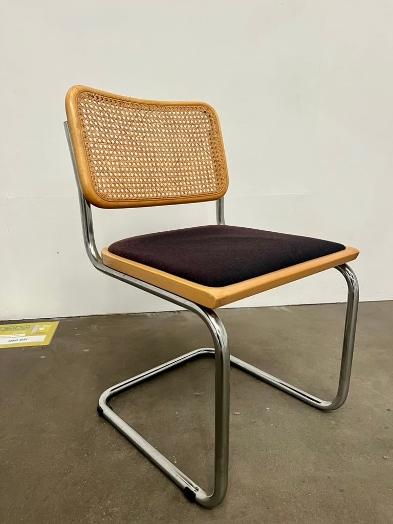 Lot de 8 chaises B32 authentiques – Marcel Breuer
