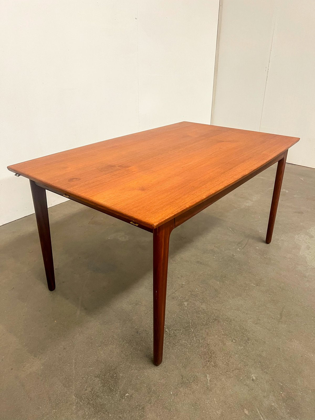 Table extensible Arne Vodder en teck – VAMO