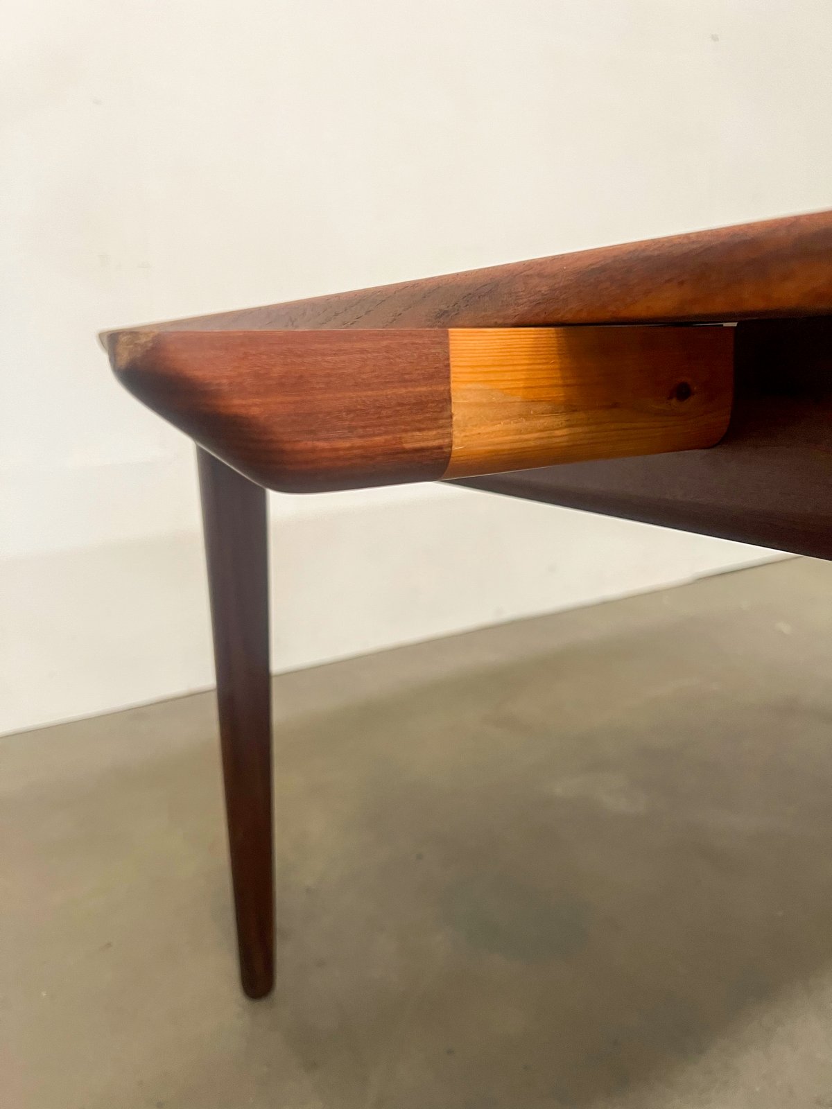 Table extensible Arne Vodder en teck – VAMO