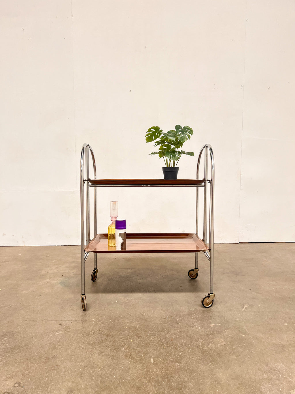 Desserte vintage pliante Formica & métal chromé – années 70