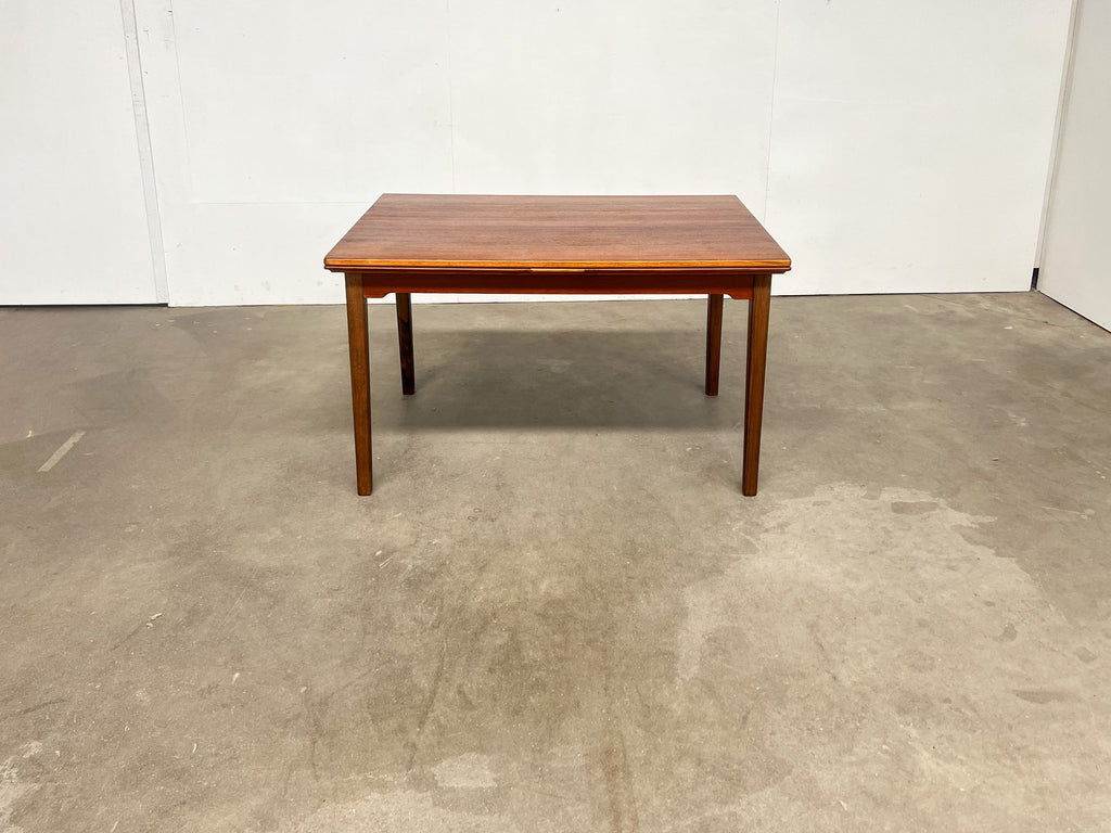 Table à manger scandinave extensible en teck – 127 à 241 cm – années 60
