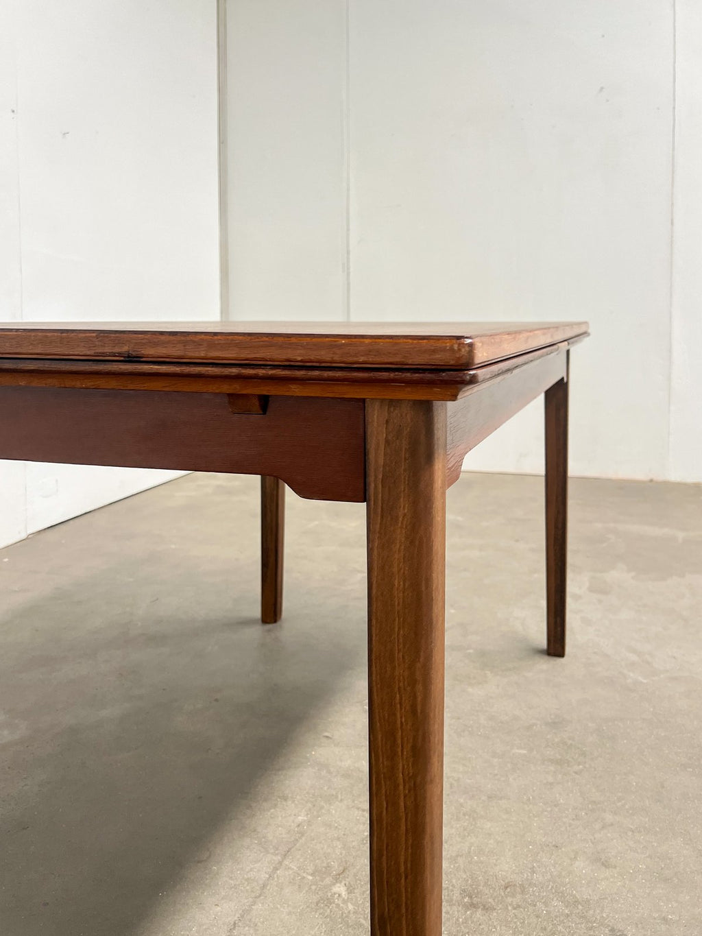 Table à manger scandinave extensible en teck – 127 à 241 cm – années 60