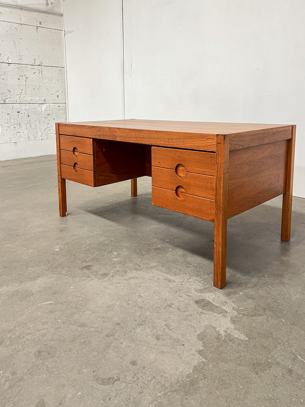 Bureau scandinave vintage en teck – Christian Linneberg Model 33