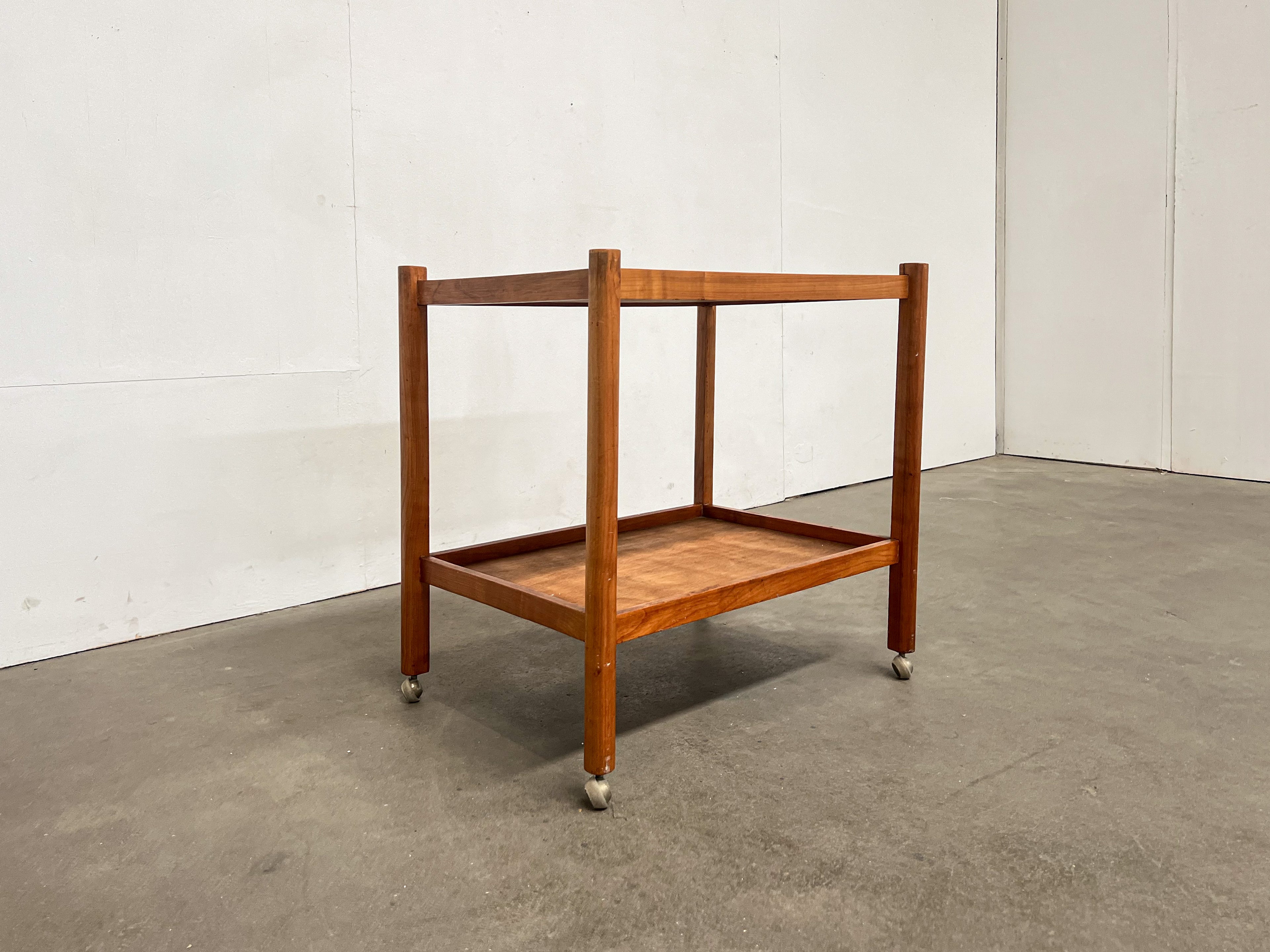 Desserte scandinave vintage en teck à roulettes – Table d'appoint