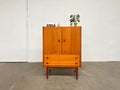 Buffet haut vintage en teck – meuble de rangement scandinave années 60